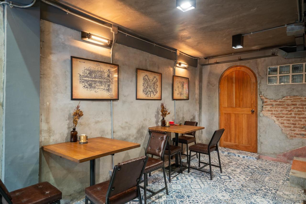 House Of Machine Boutique Hotel Bangkok Exterior photo