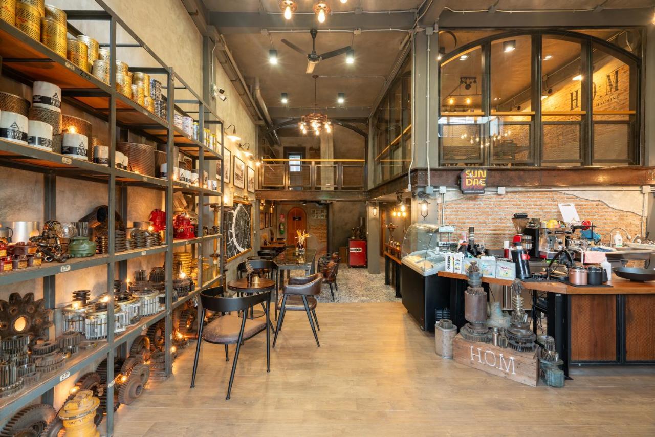 House Of Machine Boutique Hotel Bangkok Exterior photo