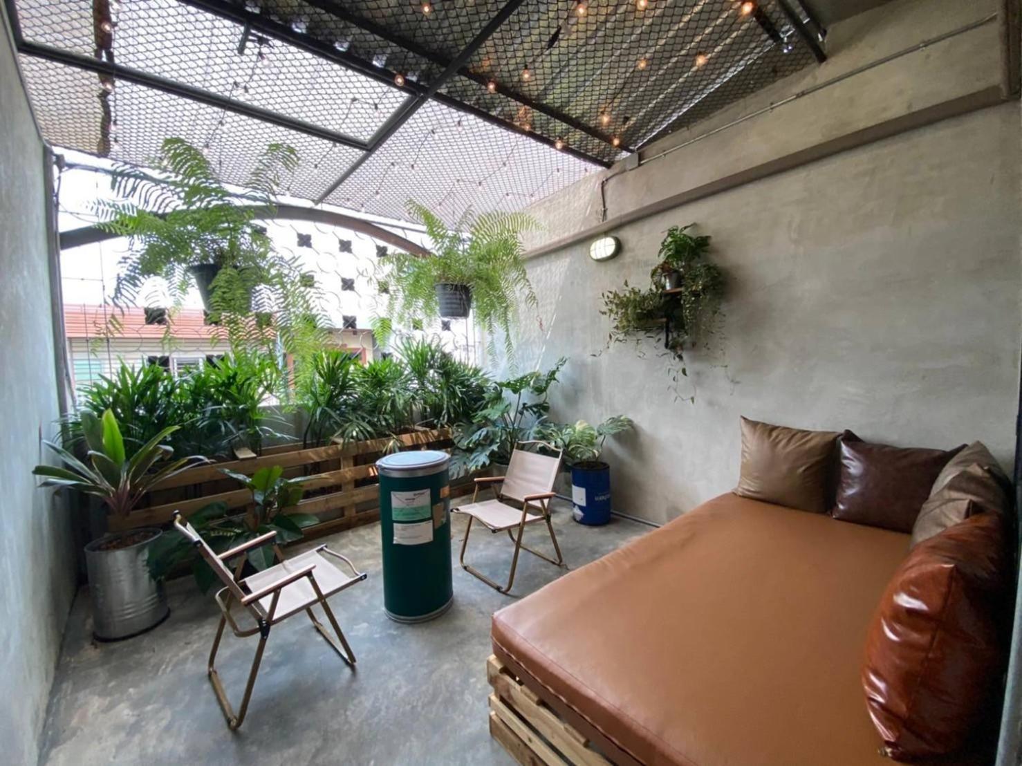 House Of Machine Boutique Hotel Bangkok Exterior photo