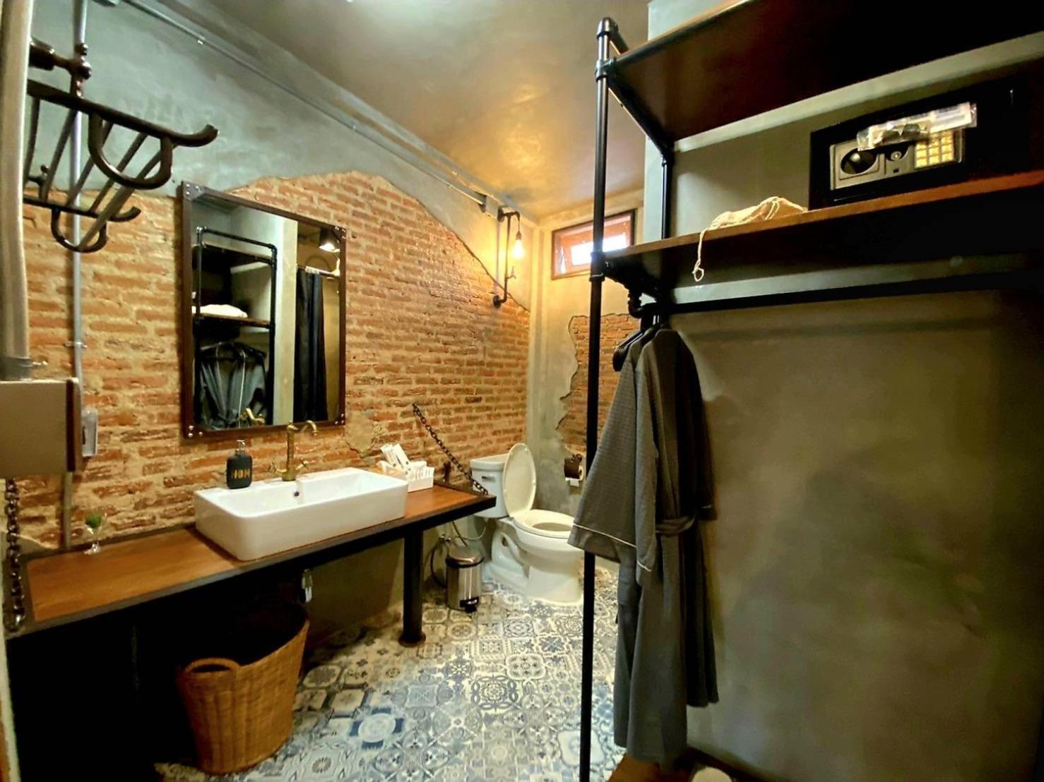 House Of Machine Boutique Hotel Bangkok Exterior photo