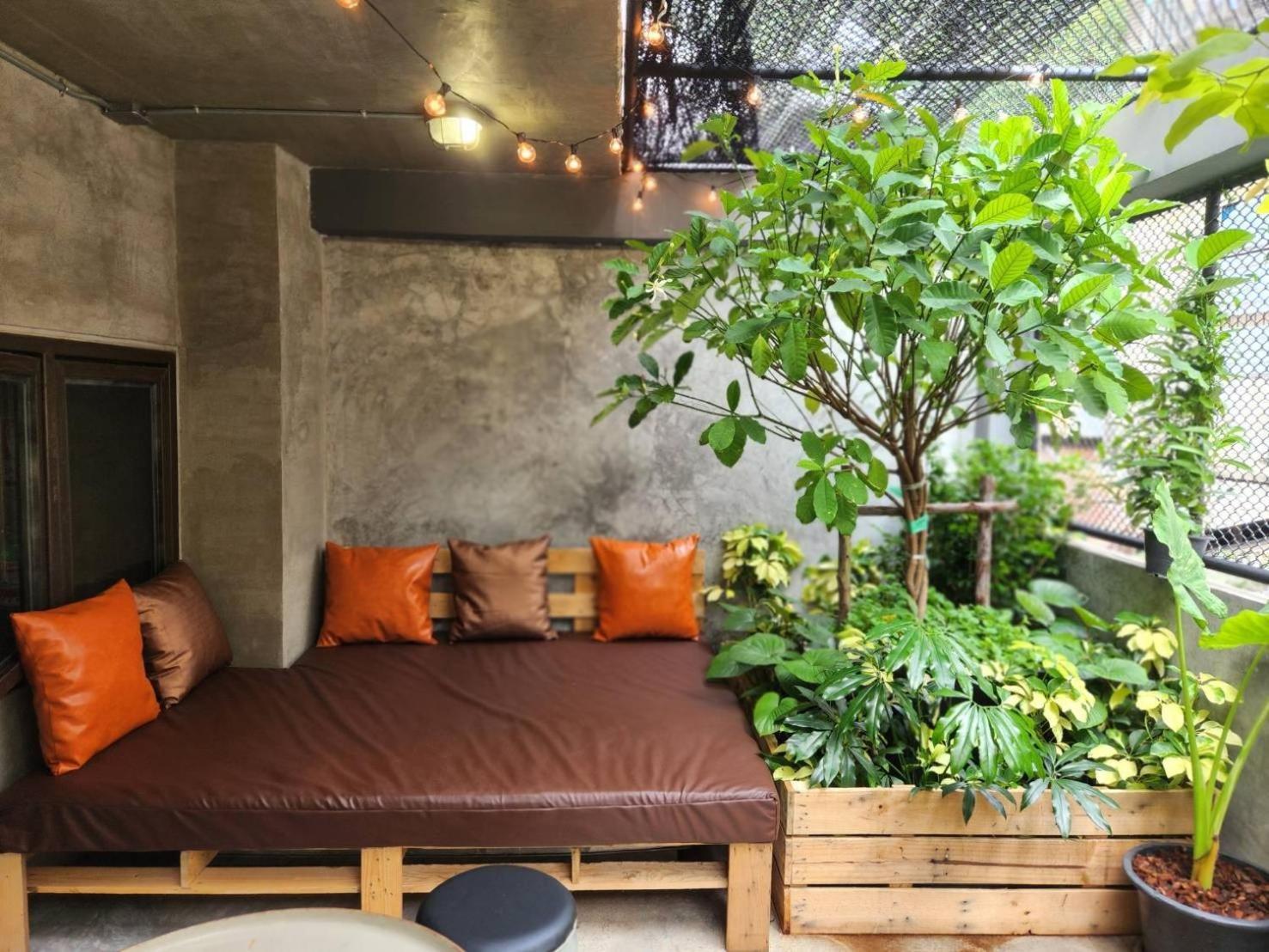 House Of Machine Boutique Hotel Bangkok Exterior photo